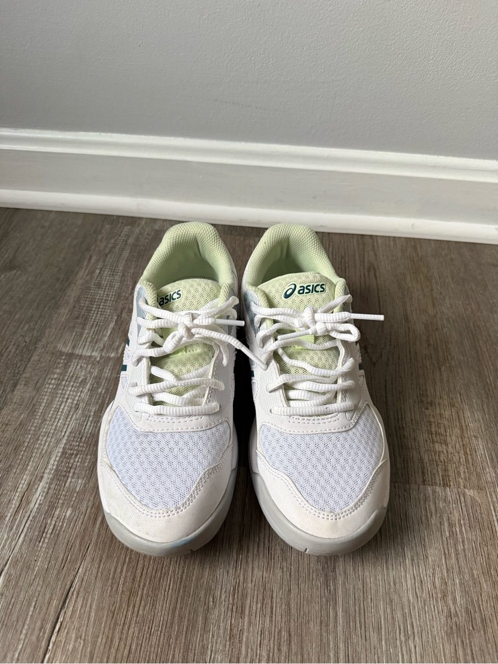 Asics Upcourt 5 Tennis Shoes White Ink Teal Gray Women’s Size 6 1072A088-102